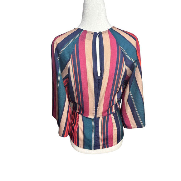 Fate by LFD Striped Peek a Boo Neck Tie Front Blouse Sz Small Women's - Picture 3 of 8